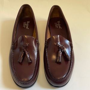weejuns  men, loafers.